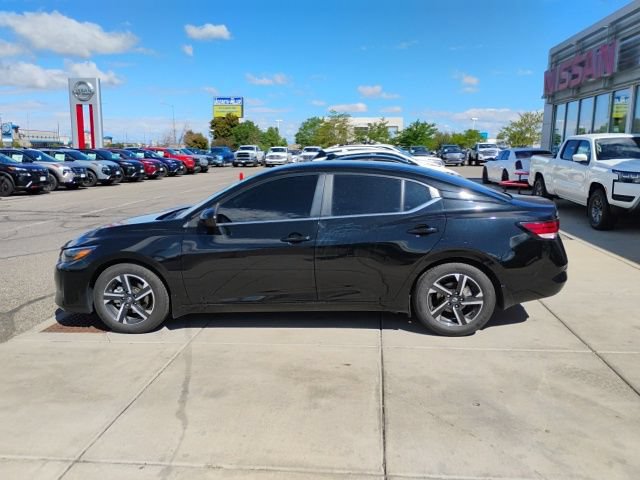 Used 2024 Nissan Sentra SV FWD image 8