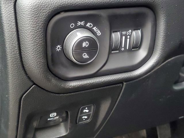 New 2026 RAM 1500 4x4 Crew Cab image 14