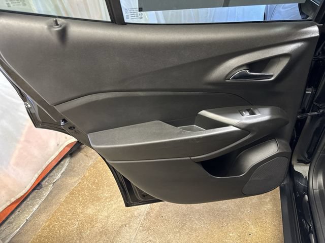 Certified 2025 Chevrolet Trax ACTIV w/ Sunroof Package FWD image 23