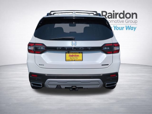 Used 2023 Honda Pilot Touring image 6