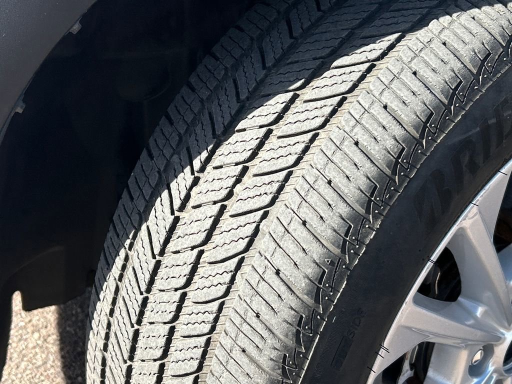 Used 2017 Ford Escape SE image 29