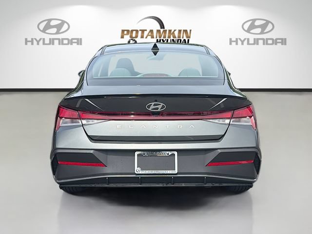 Certified 2026 Hyundai Elantra Sport FWD image 6