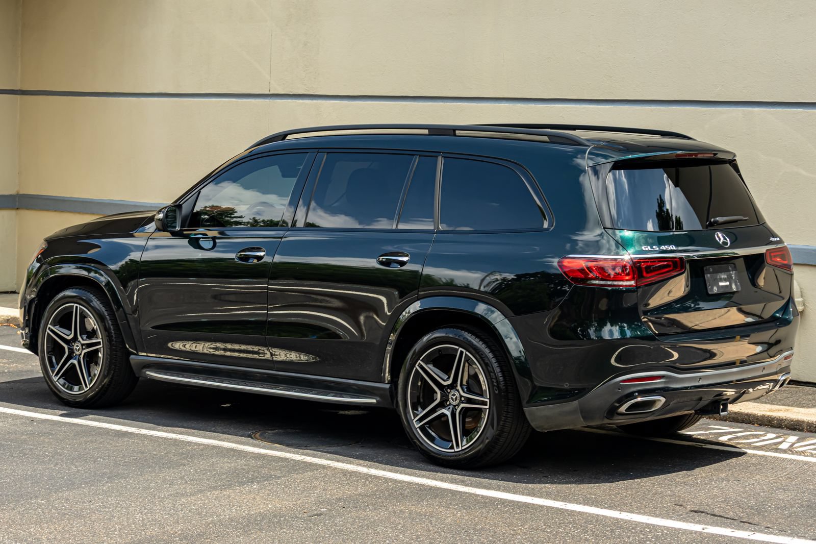Used 2022 Mercedes-Benz GLS 450 4MATIC image 7