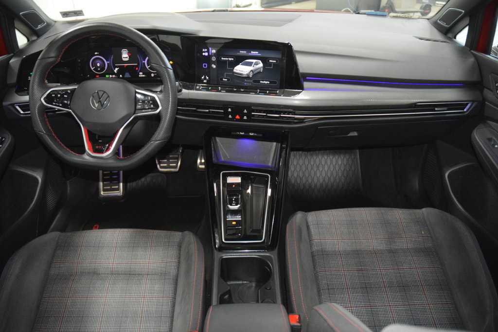 Used 2024 Volkswagen GTI SE FWD image 28