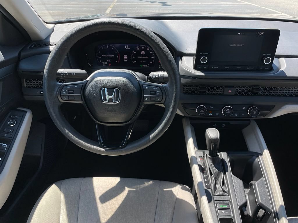 Certified 2025 Honda Accord LX image 11