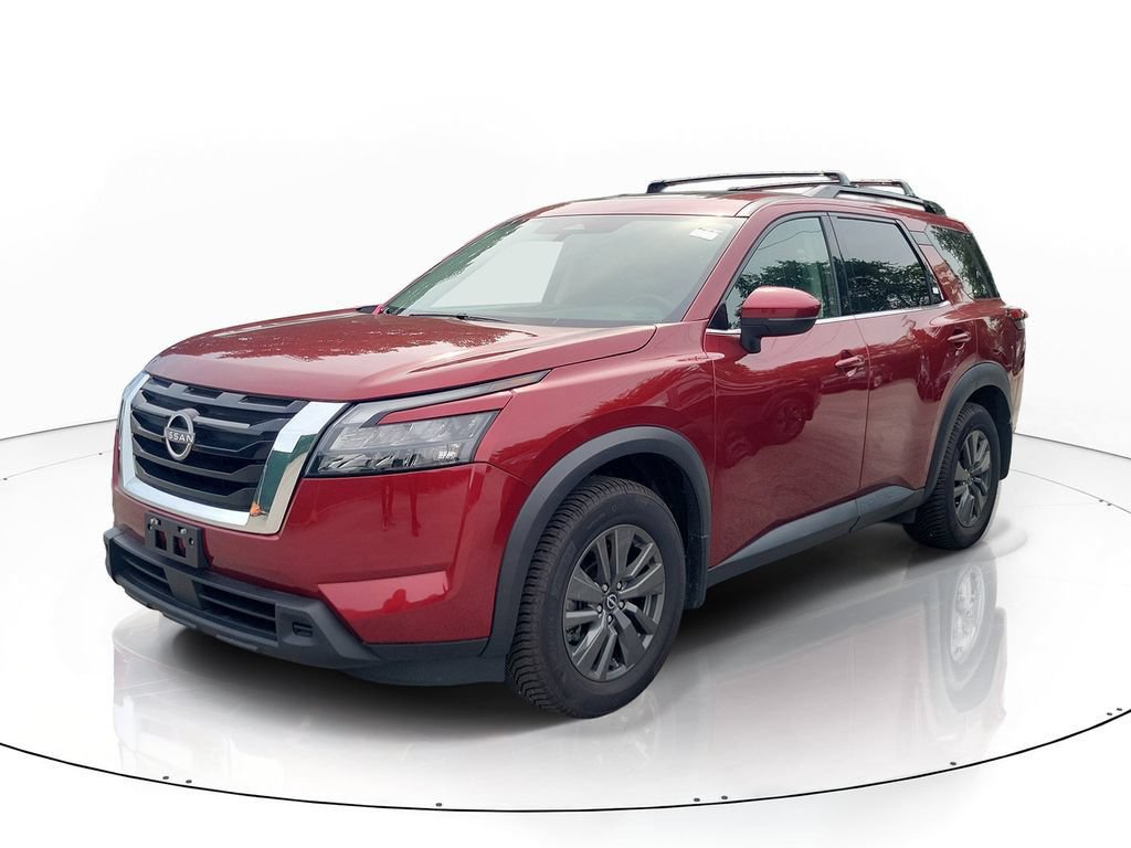 Used 2024 Nissan Pathfinder SV w/ SV Premium Package AWD/4WD image 2