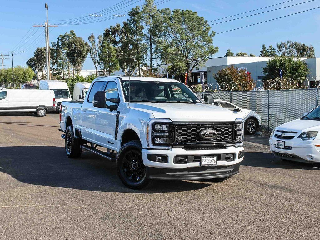 New 2026 Ford F250 XLT w/ XLT Premium Package AWD/4WD image 1