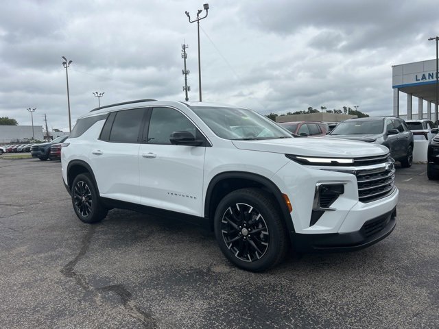 New 2026 Chevrolet Traverse LT w/ Sun and Wheel Package
