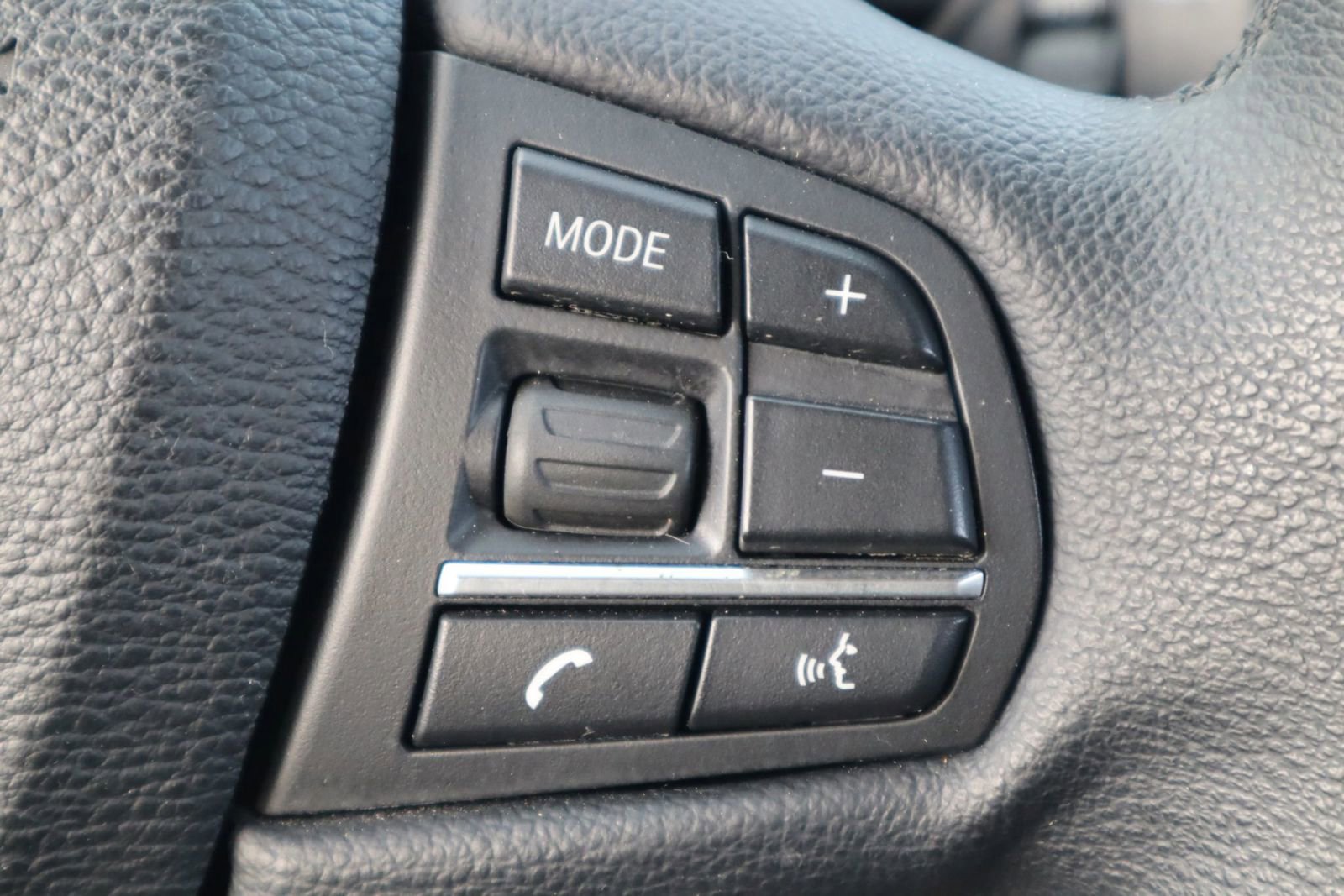 Used 2014 BMW X5 xDrive50i AWD/4WD image 32