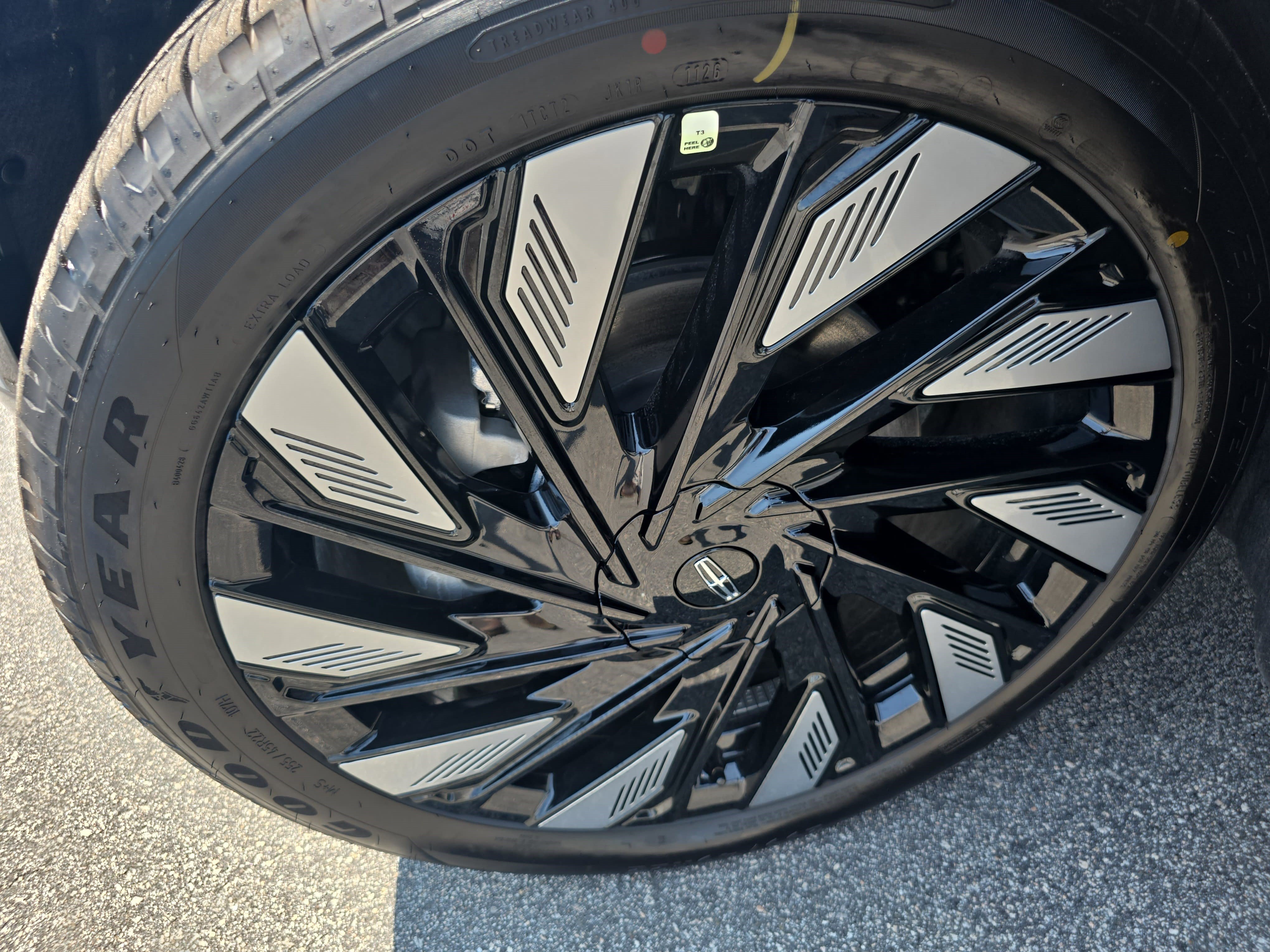 New 2026 Lincoln Nautilus Reserve AWD/4WD image 33