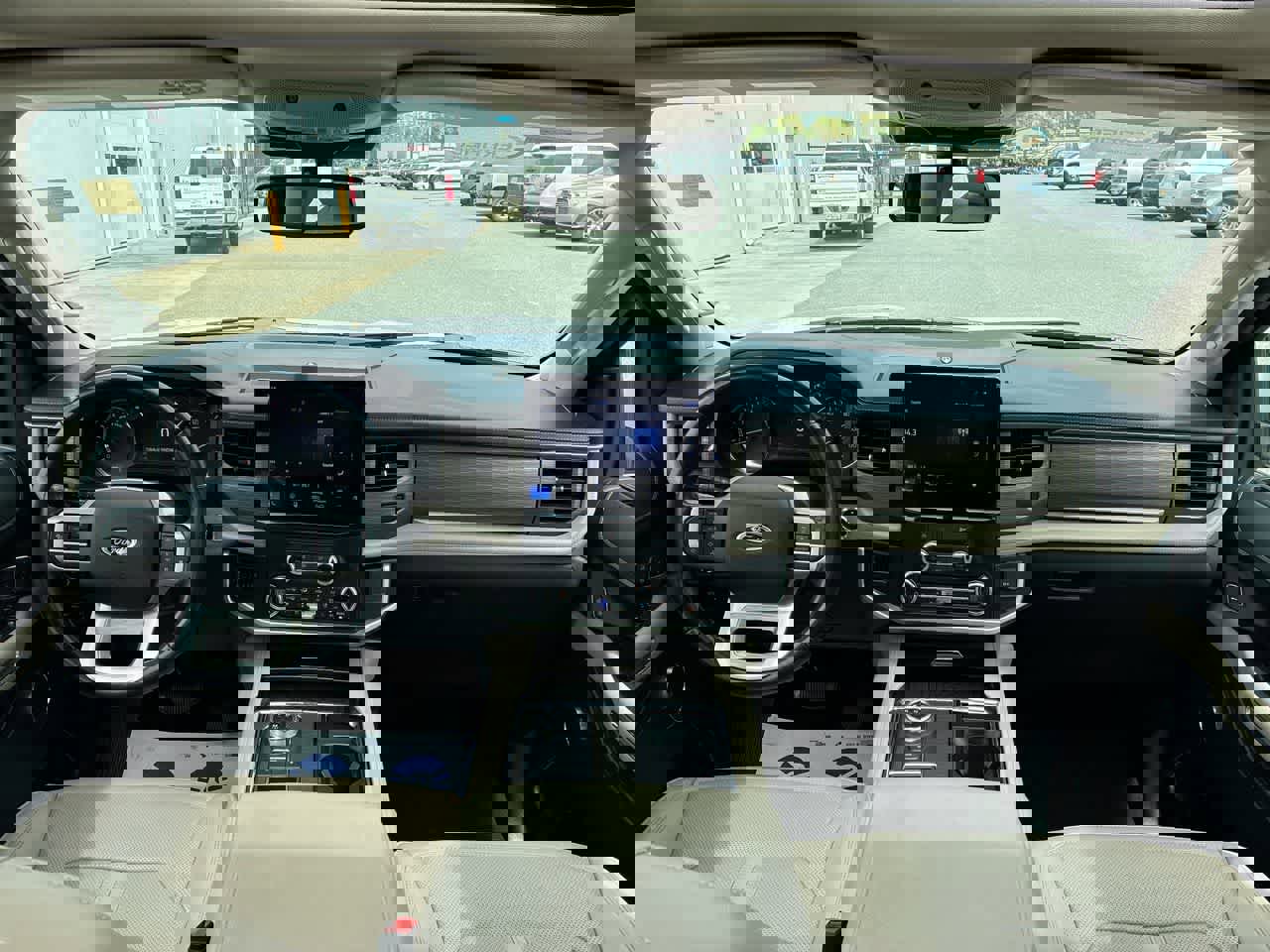 Used 2024 Ford Expedition Max Limited image 21