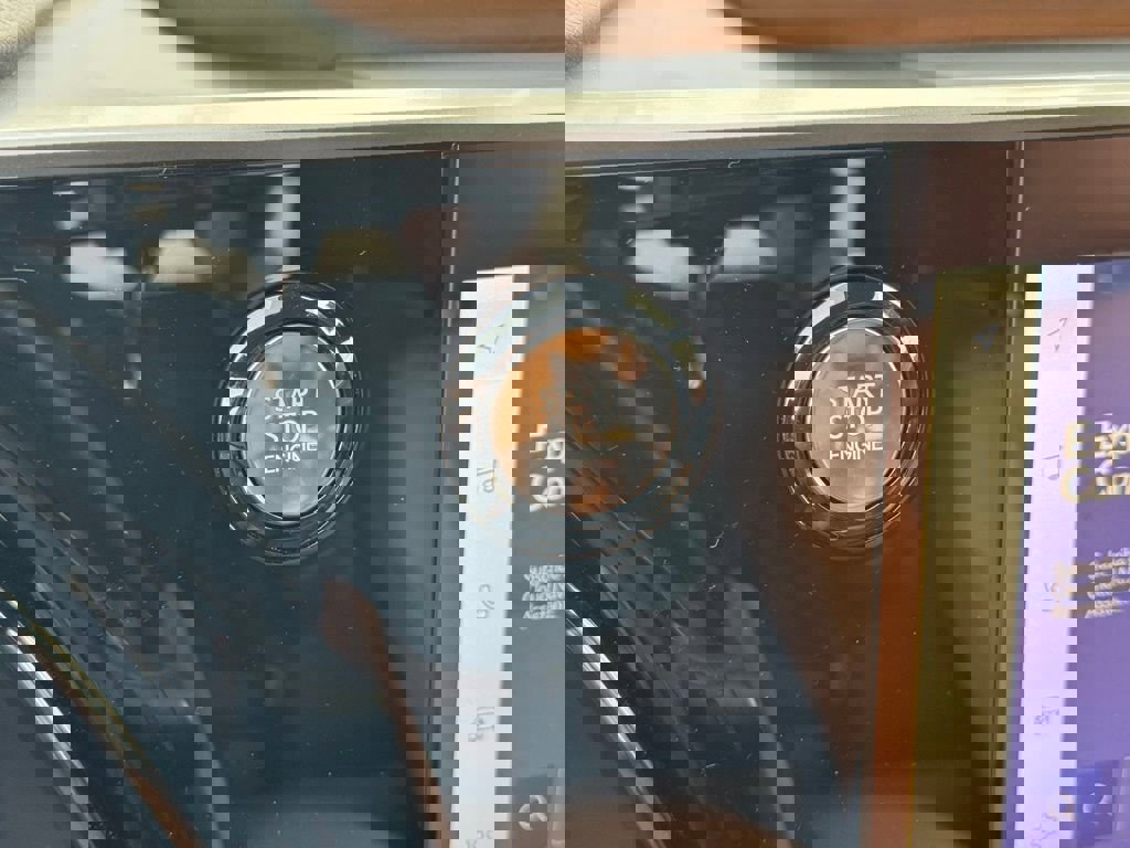 Certified 2025 Lexus RX 350 FWD w/ Technology Package image 33