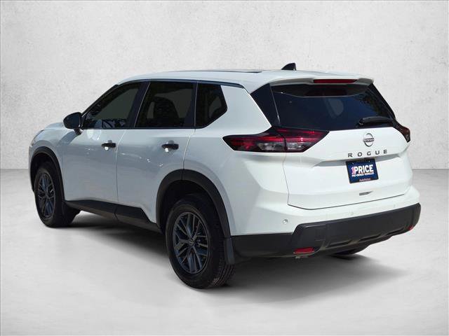 Used 2025 Nissan Rogue S FWD image 8