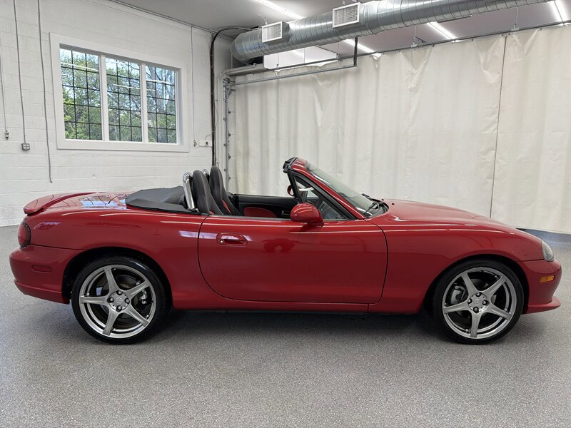 Used 2004 MAZDA MX-5 Miata MAZDASPEED RWD image 4
