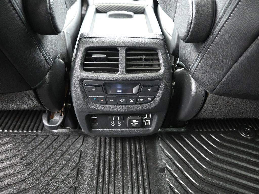 Used 2021 Honda Pilot Touring image 25