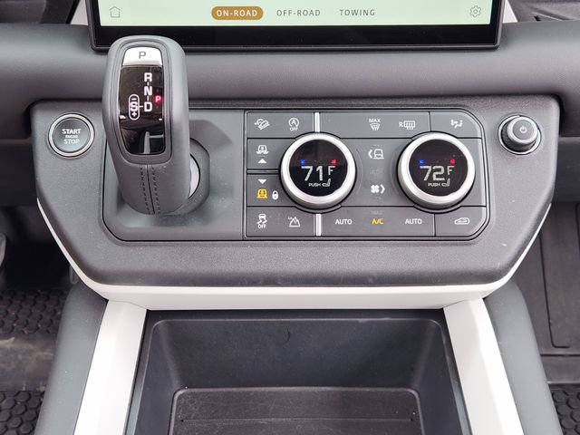 Used 2025 Land Rover Defender 110 S AWD/4WD image 18