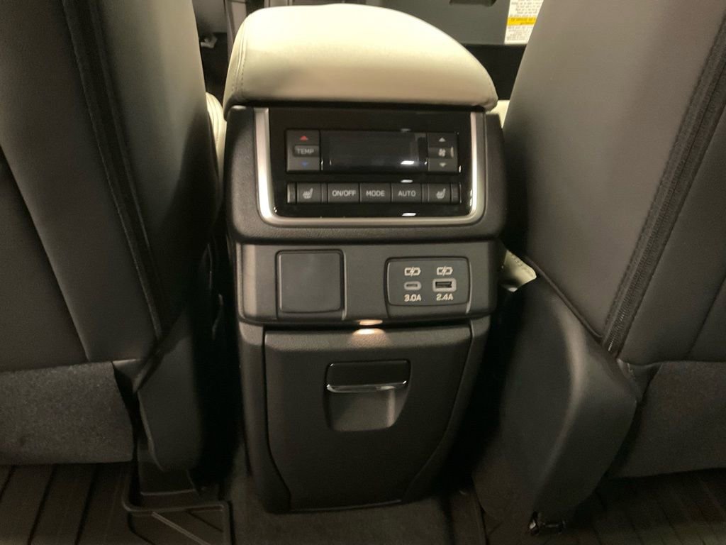 New 2026 Subaru Ascent Limited image 24