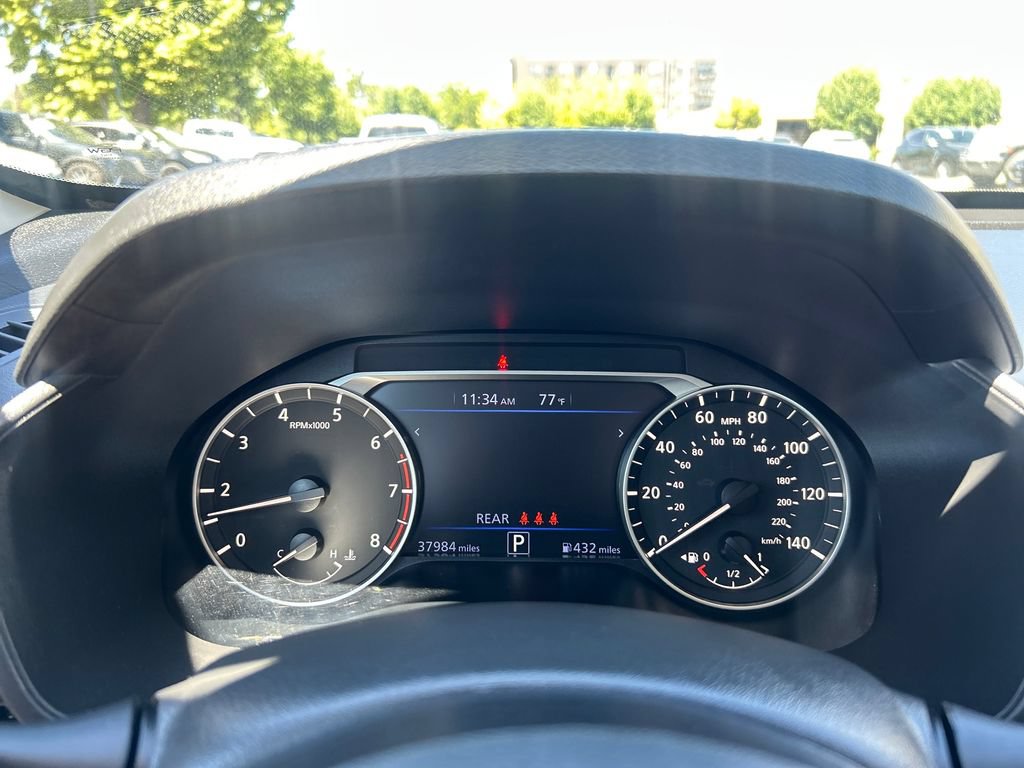 Used 2025 Nissan Altima 2.5 SV FWD image 16
