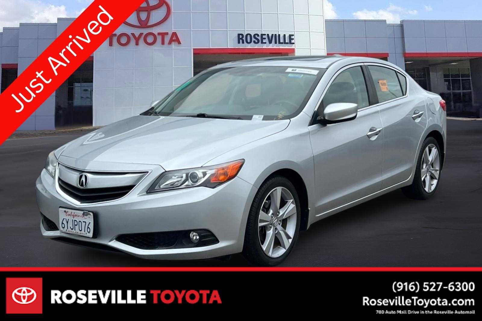 Used 2013 Acura ILX w/ Premium Package