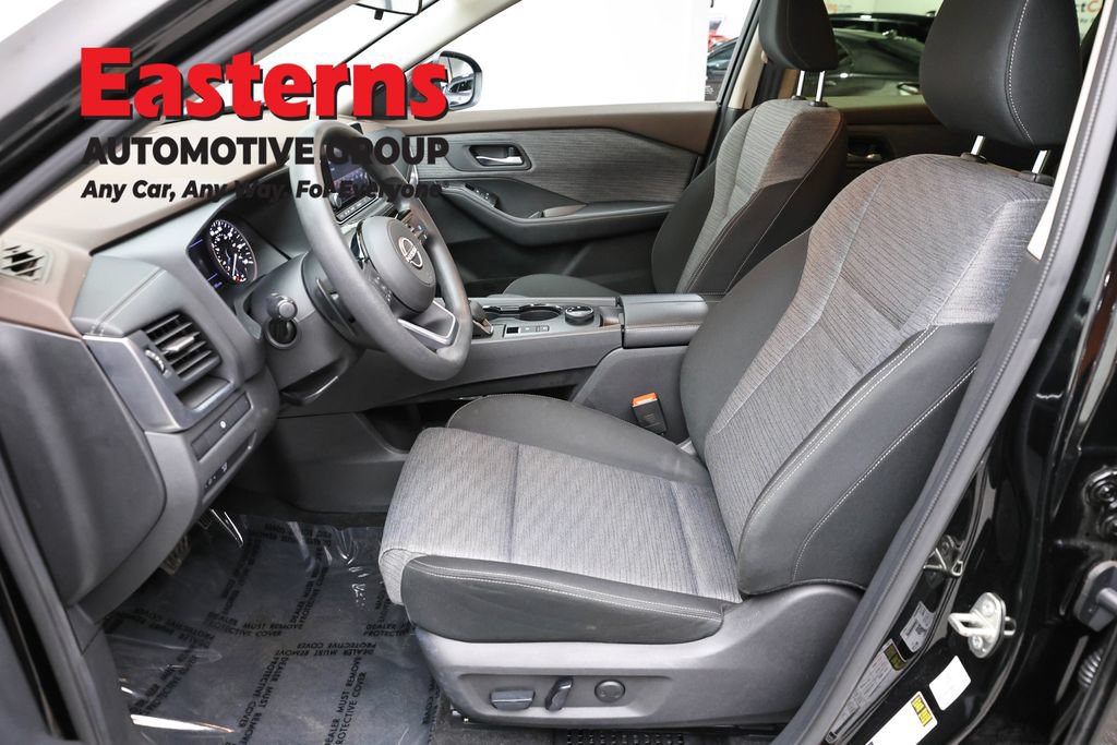 Used 2023 Nissan Rogue SV AWD/4WD image 15