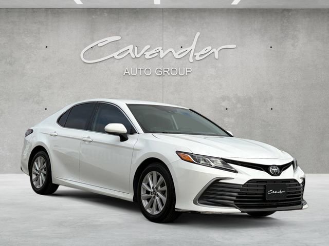 Used 2022 Toyota Camry LE video 2