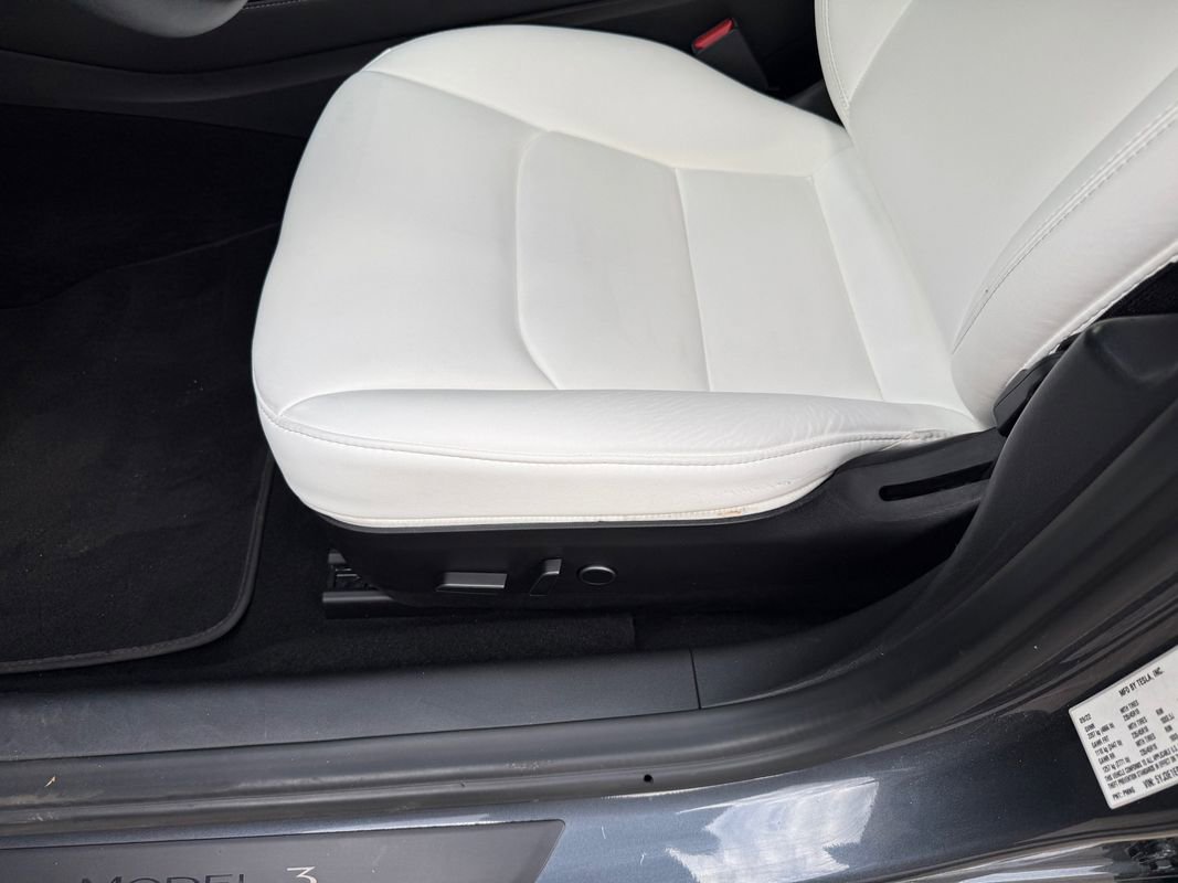 Used 2022 Tesla Model 3 Long Range AWD/4WD image 25