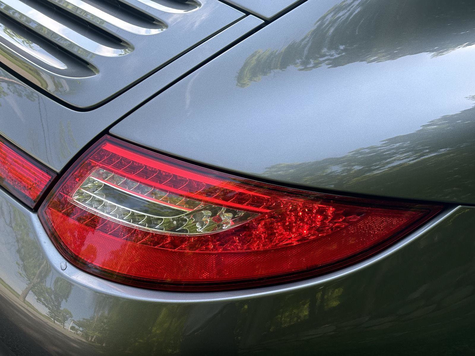 Used 2011 Porsche 911 Carrera 4S AWD/4WD image 27