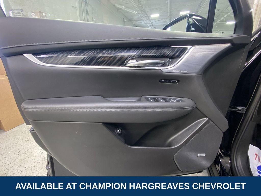 Certified 2024 Cadillac XT6 Premium Luxury w/ LPO, Floor Liner Package image 30
