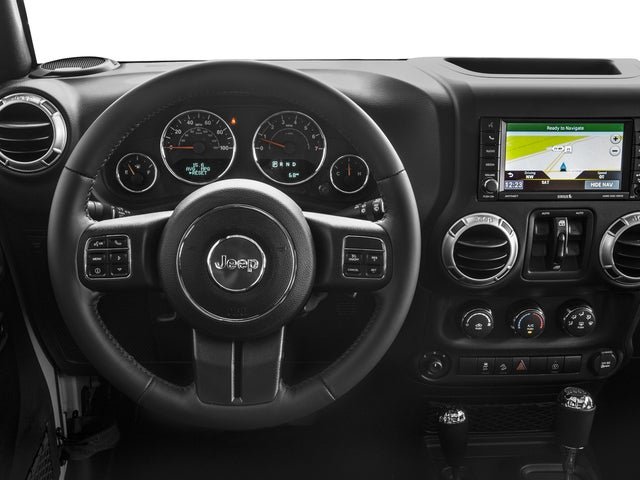Used 2016 Jeep Wrangler Unlimited Rubicon AWD/4WD image 7