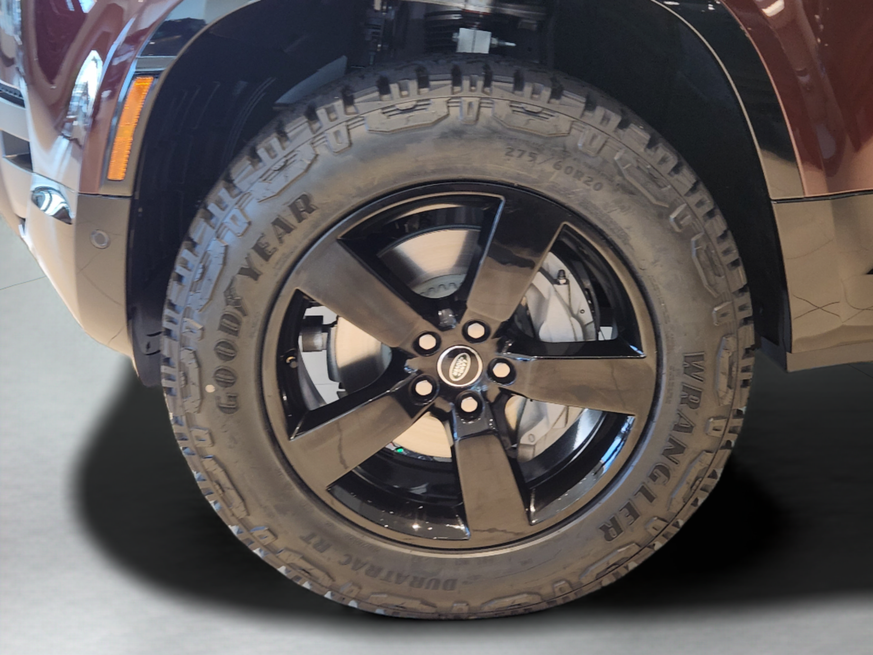 New 2026 Land Rover Defender 90 X-Dynamic SE AWD/4WD image 29