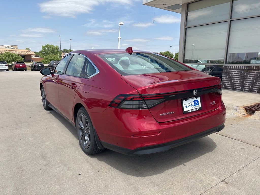 Used 2023 Honda Accord EX image 7