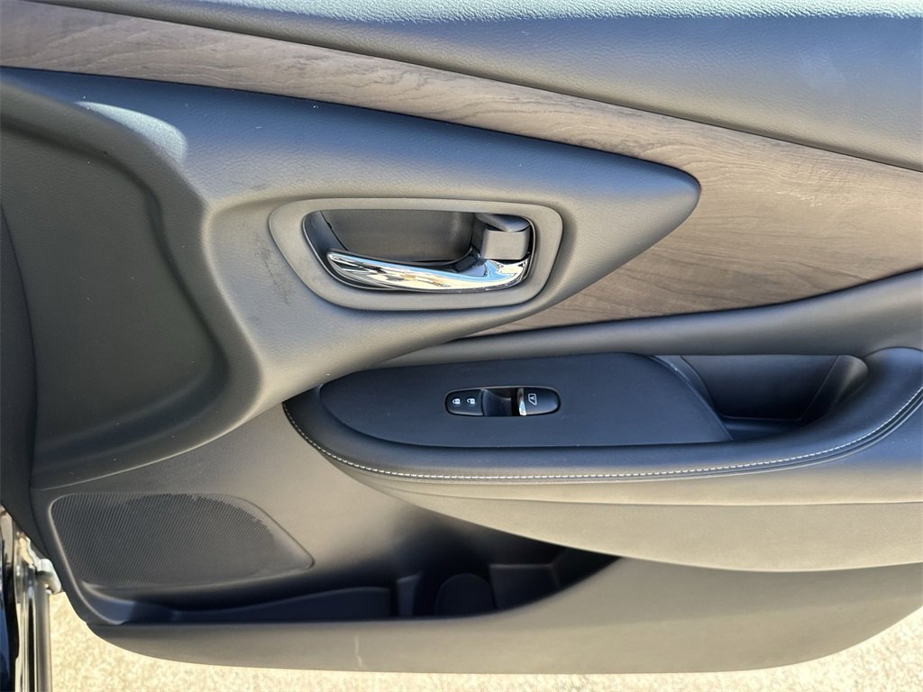 Used 2019 Nissan Murano Platinum image 45