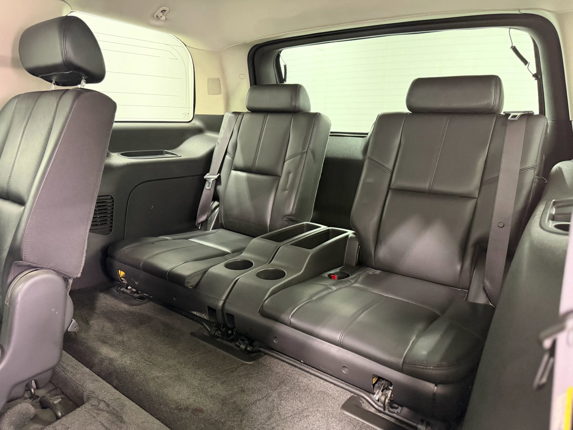 Used 2007 GMC Yukon SLT w/ SLT Preferred Equipment Group AWD/4WD image 36