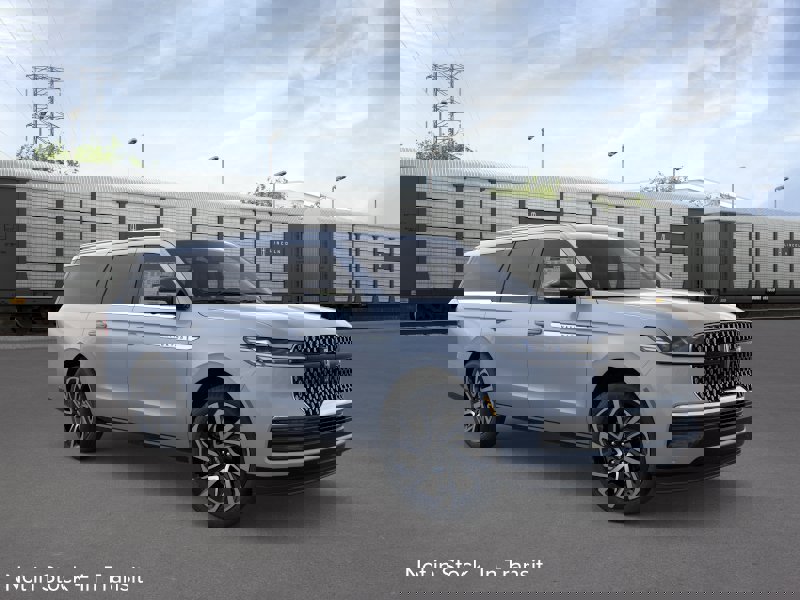 New 2026 Lincoln Navigator L Reserve AWD/4WD image 20