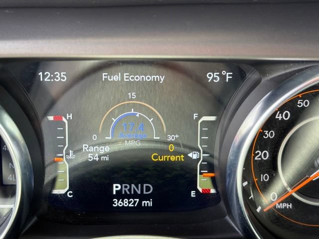 Used 2022 Jeep Wrangler Unlimited Sport AWD/4WD image 32