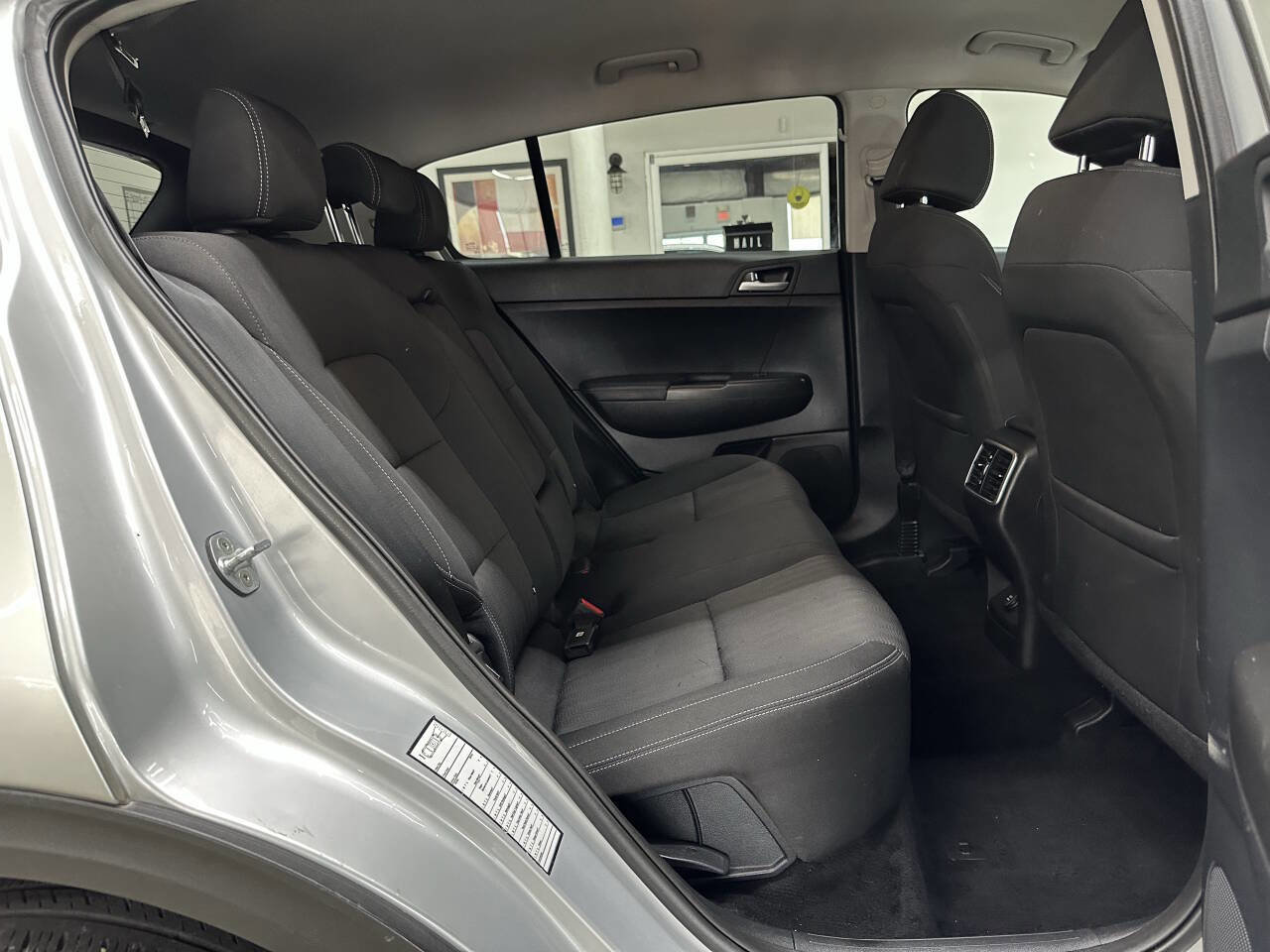 Used 2020 Kia Sportage LX image 15