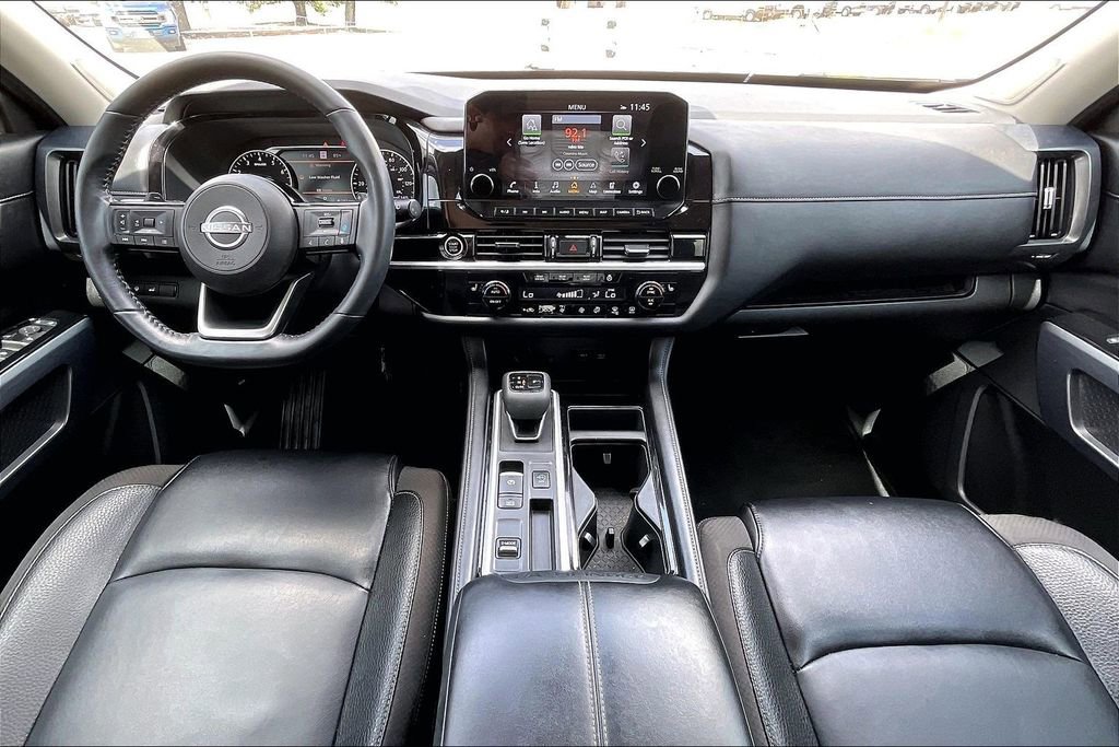 Used 2024 Nissan Pathfinder SL w/ SL Premium Package image 7