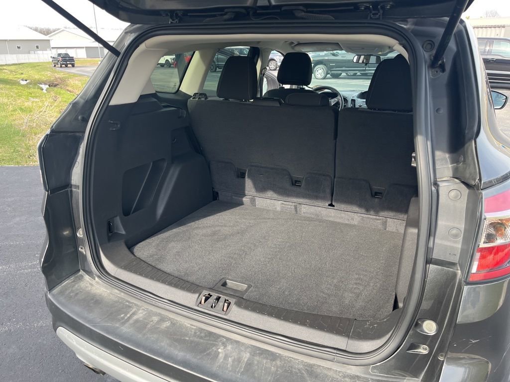 Used 2017 Ford Escape SE image 14