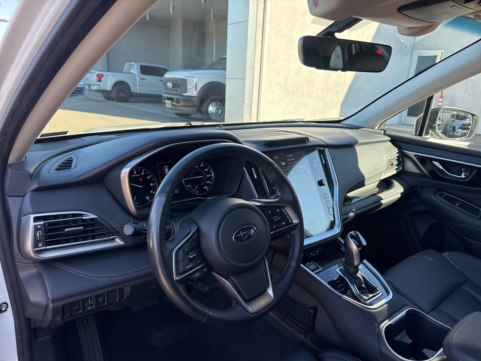 Used 2020 Subaru Outback Limited image 12