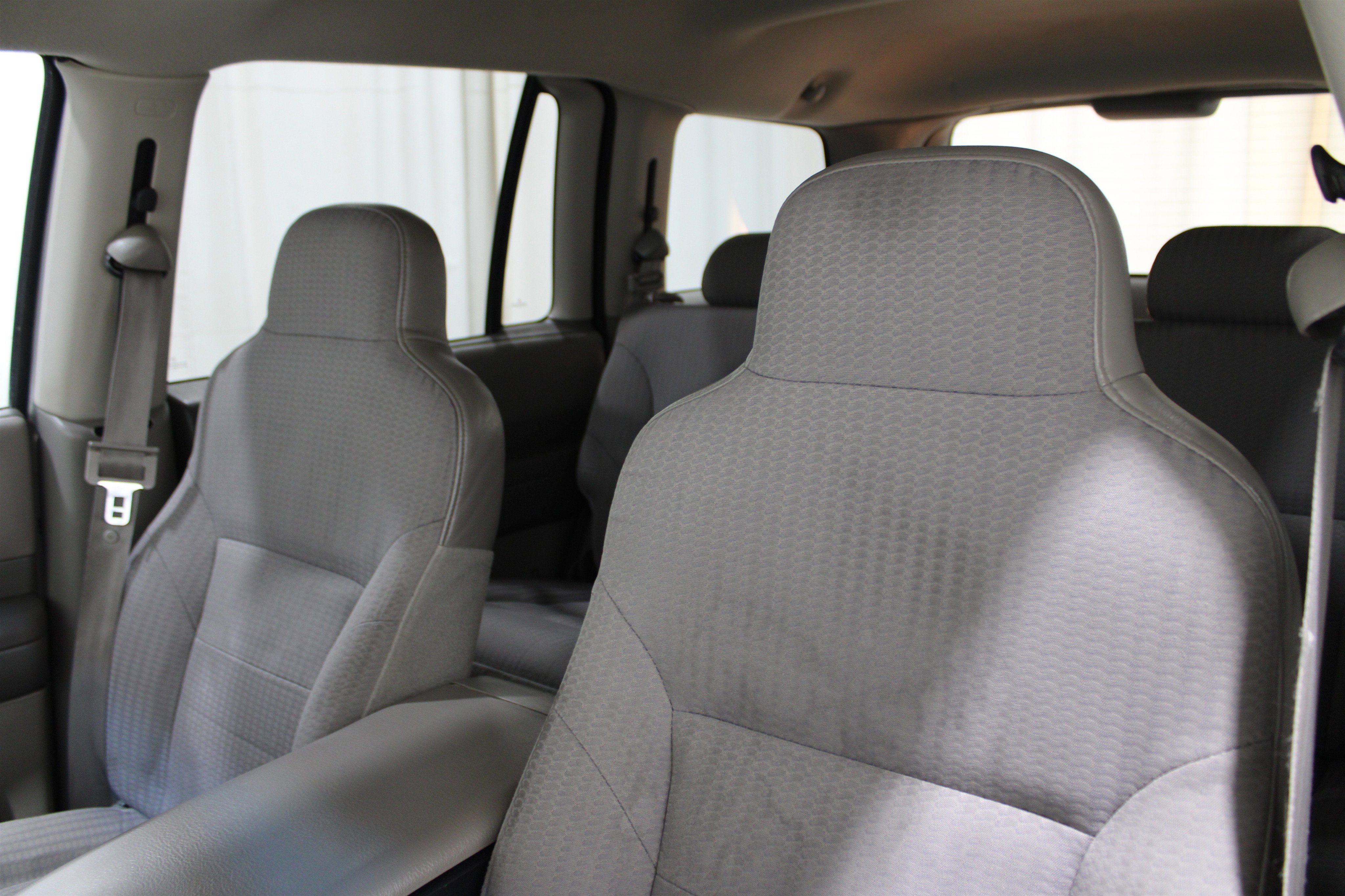 Used 2002 Dodge Durango Sport image 4