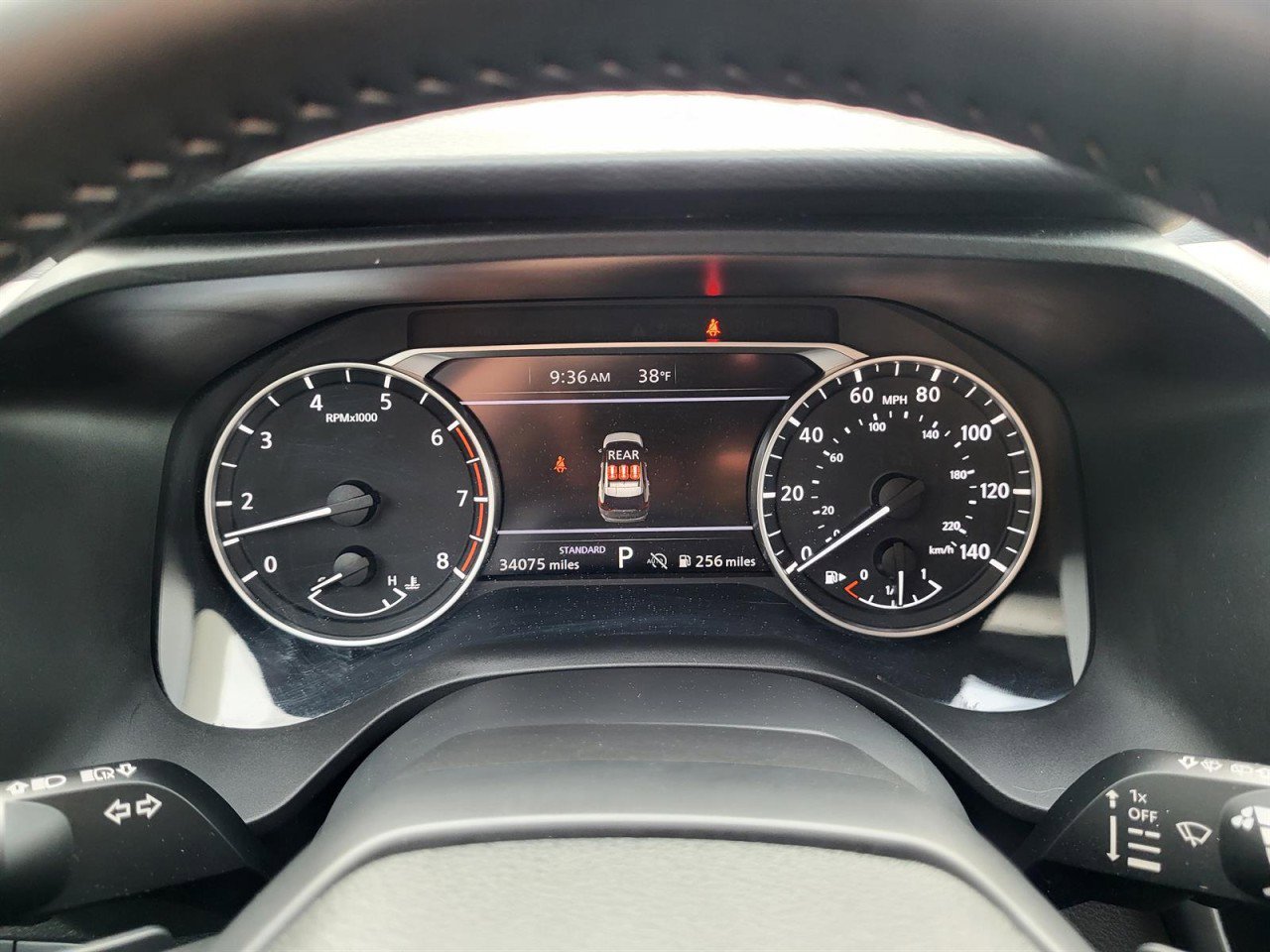 Used 2025 Nissan Rogue SV image 24