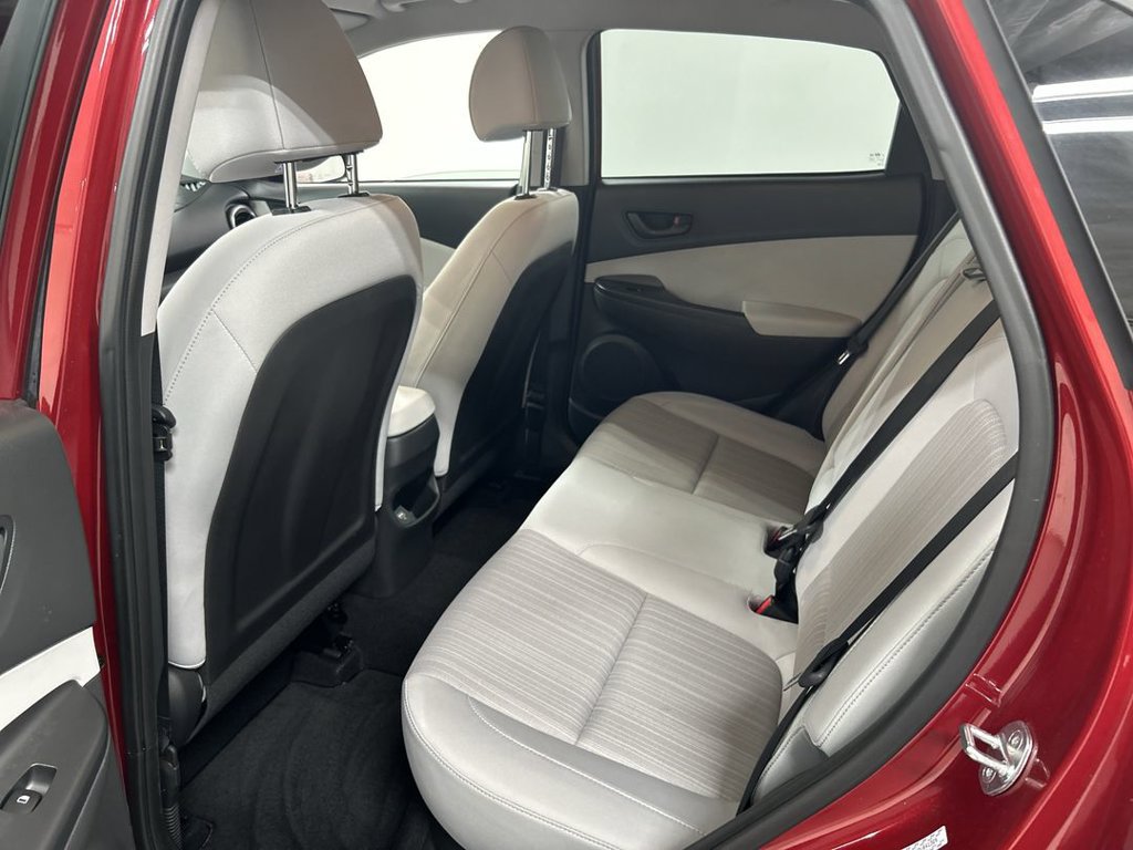 Used 2023 Hyundai Kona SEL AWD/4WD image 19