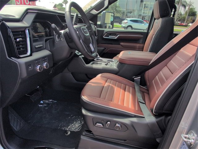 New 2026 GMC Sierra 2500 Denali Ultimate w/ Max Trailering Package image 5
