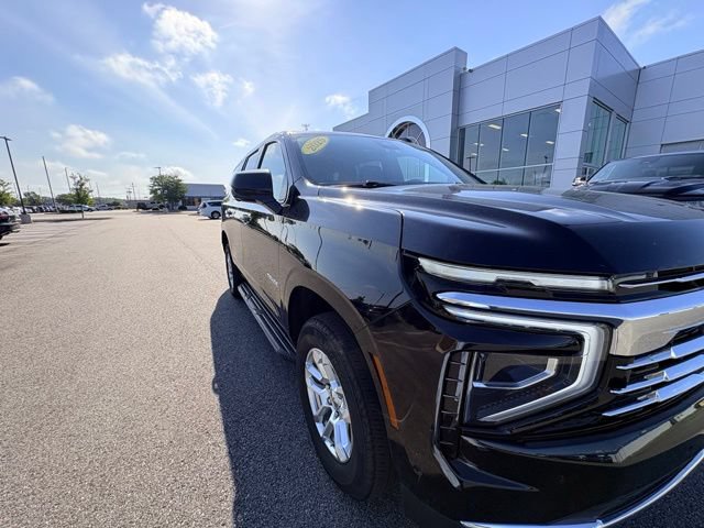 Used 2025 Chevrolet Tahoe LT AWD/4WD image 12