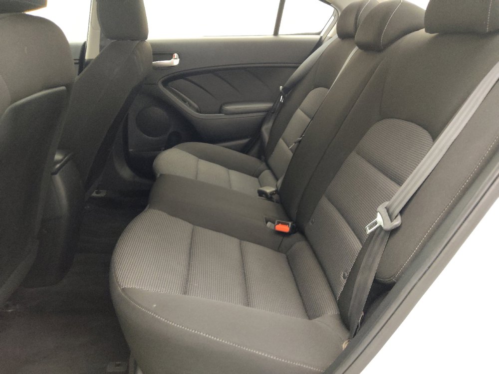 Used 2017 Kia Forte LX FWD image 18