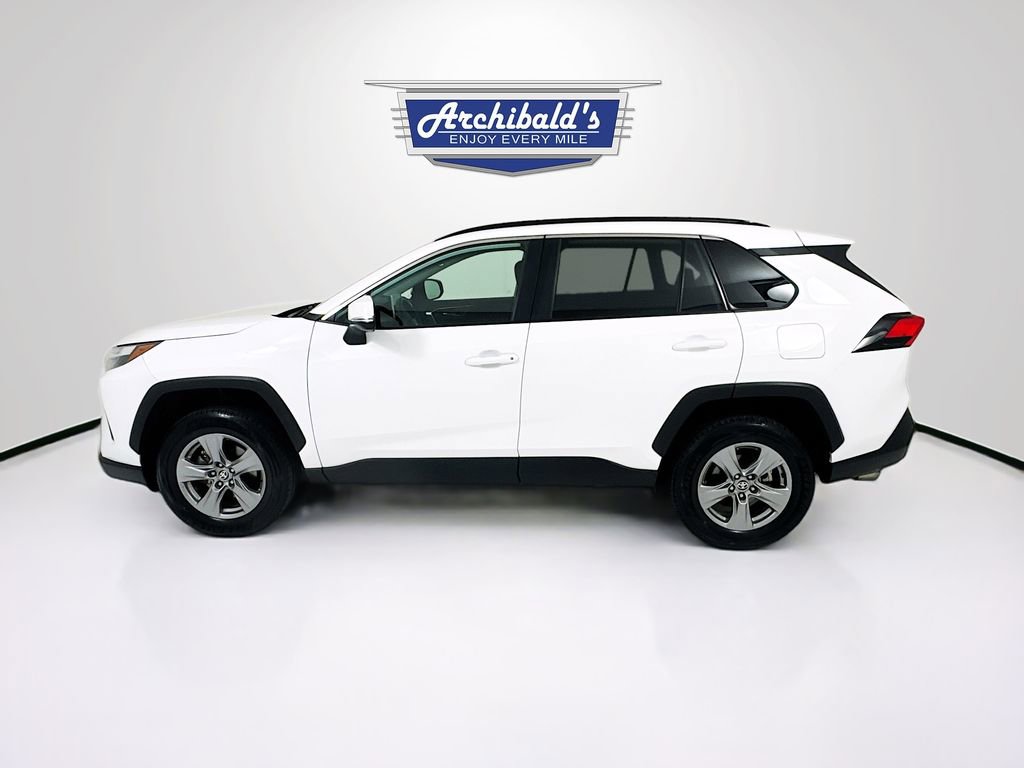 Used 2024 Toyota RAV4 XLE w/ Convenience Package AWD/4WD image 4