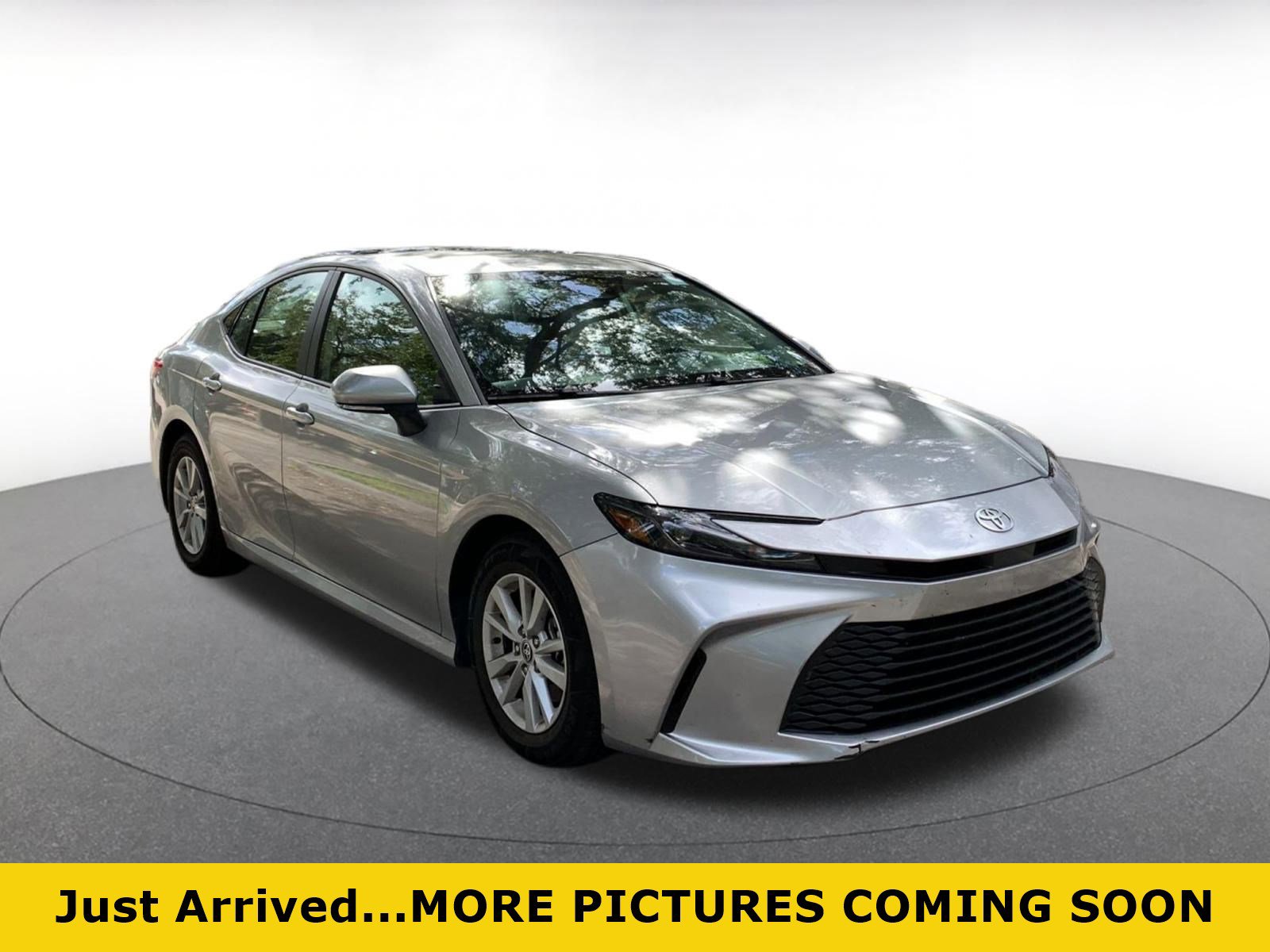 Used 2025 Toyota Camry LE