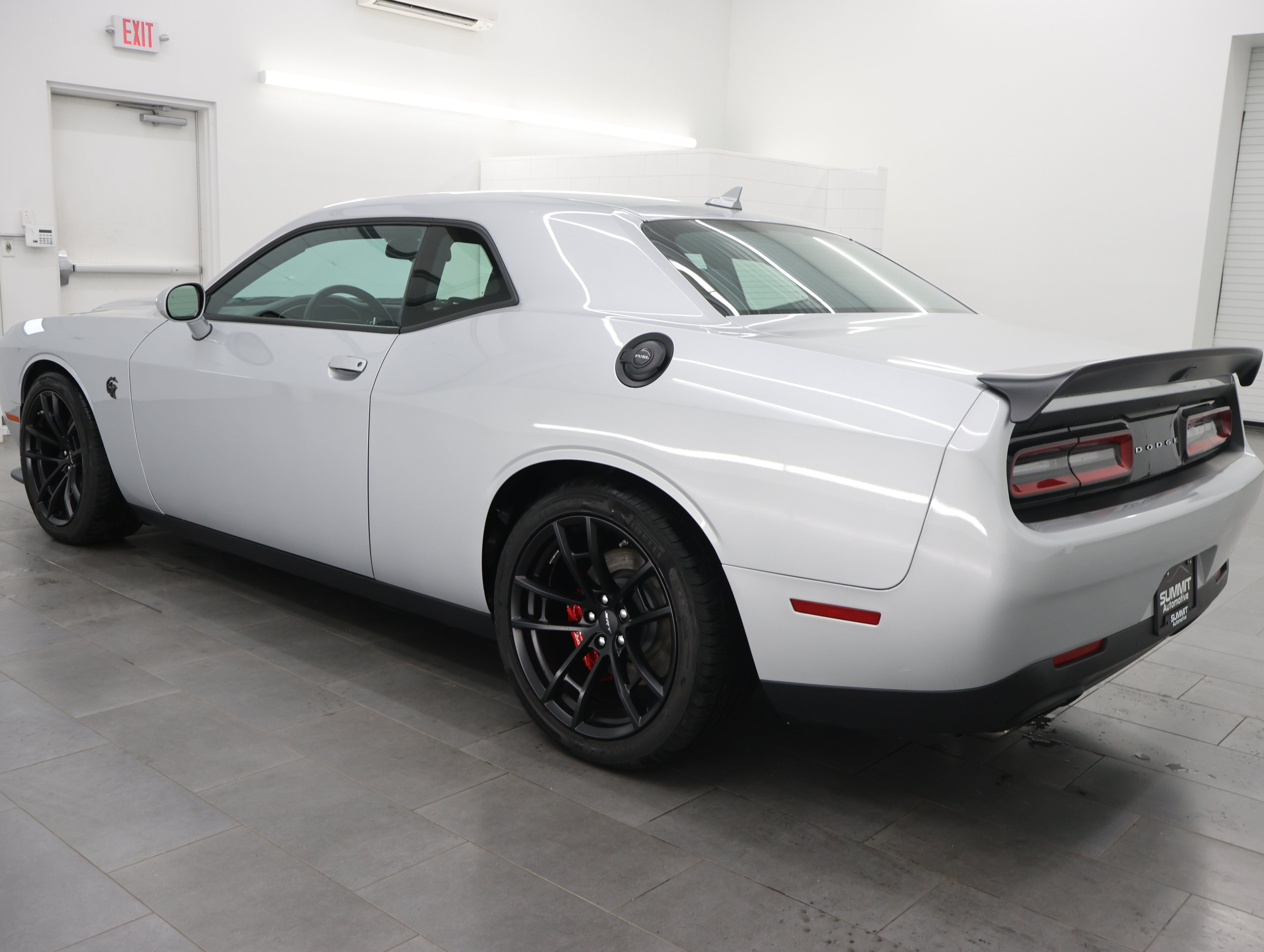 Used 2023 Dodge Challenger SRT Hellcat RWD image 6