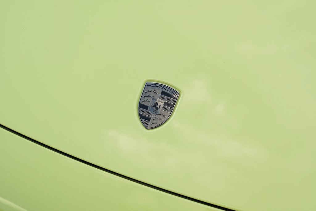 Certified 2025 Porsche 911 Carrera GTS RWD image 8
