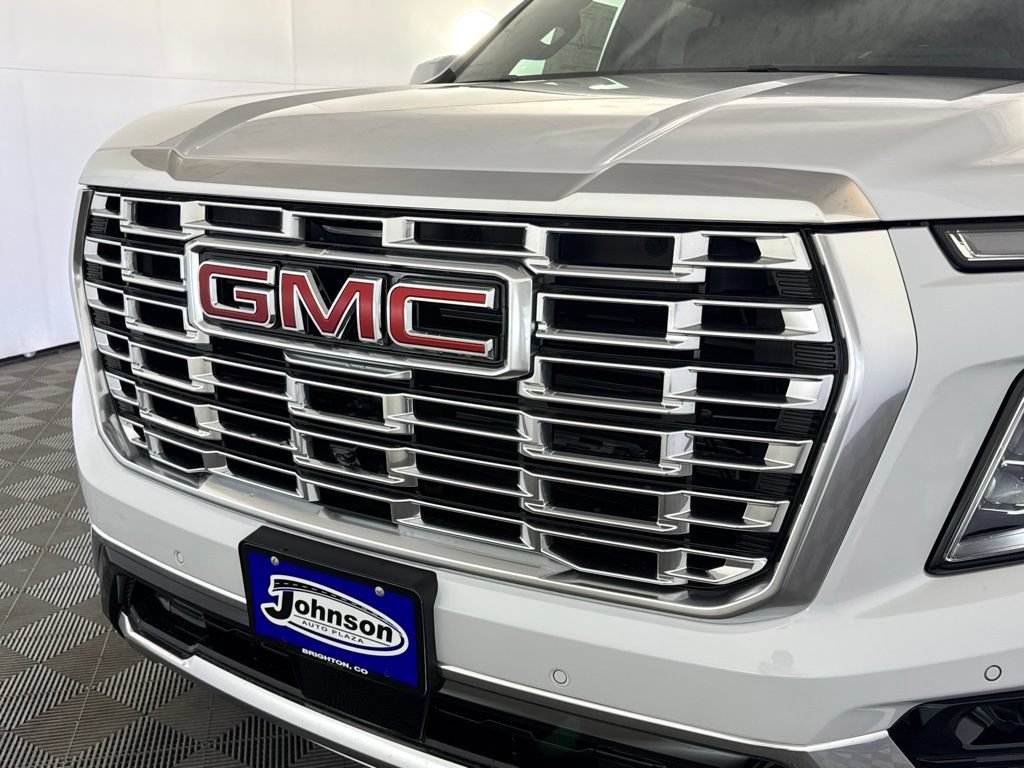 New 2026 GMC Yukon XL Denali w/ Denali Reserve Package AWD/4WD image 39